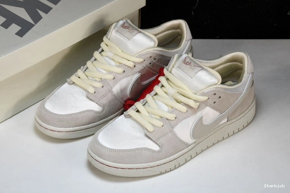 Low FZ5654-100 Milk Coconut Dunk Nike 1001